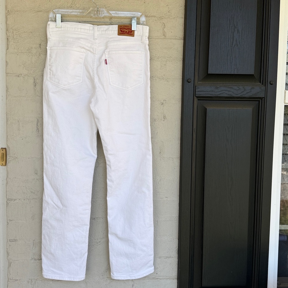 Levi’s White Classic Straight Fit Mid-Rise Jeans Waist 28 - Picture 8 of 15